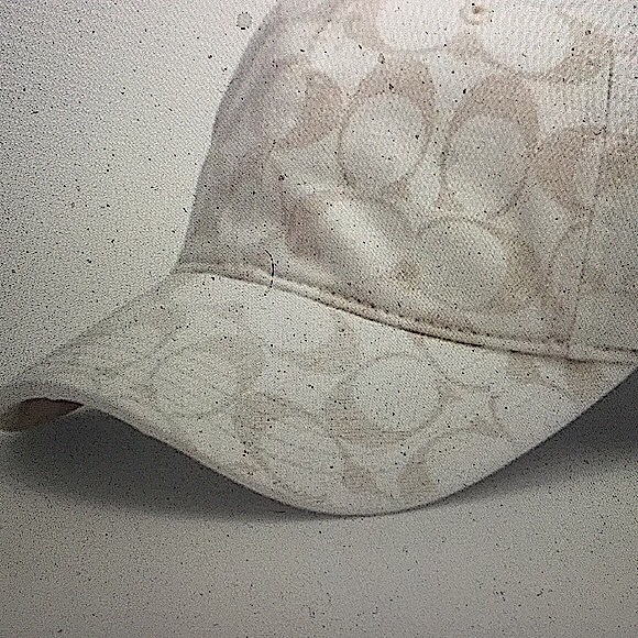 COACH - SIGNATURE HAT W/ “C” LOGO (NWT) - Picture 8 of 9